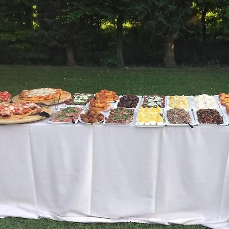 בית חווה La Rondanina