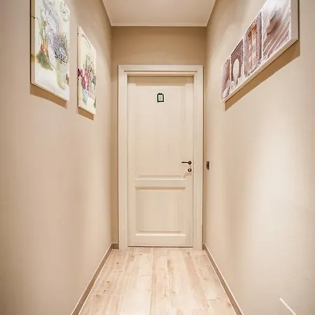 בית חווה La Rondanina