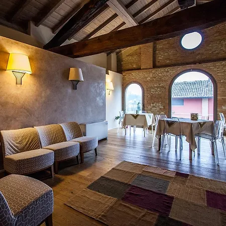 בית חווה La Rondanina Castelnuovo Fogliani